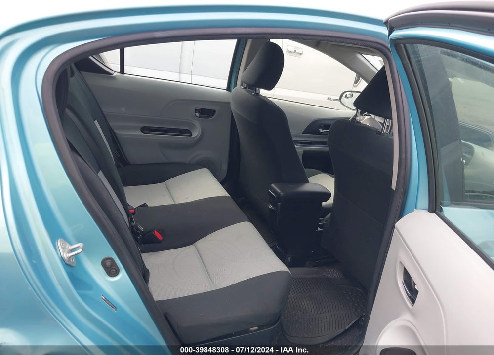 2012 TOYOTA PRIUS C THREE VIN: JTDKDTB32C1011571