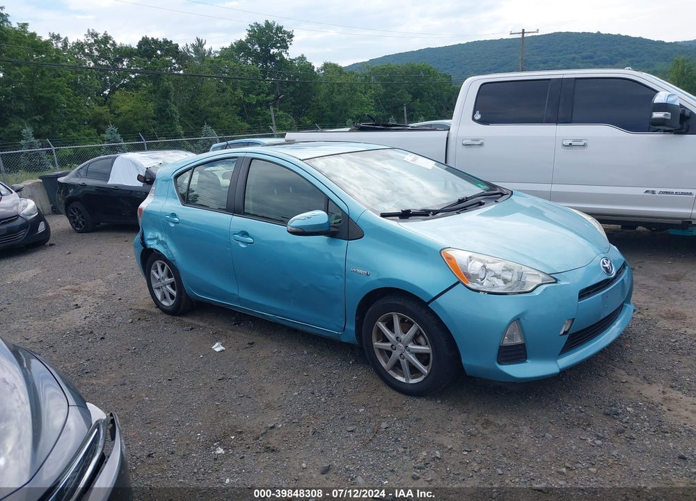 2012 TOYOTA PRIUS C THREE VIN: JTDKDTB32C1011571