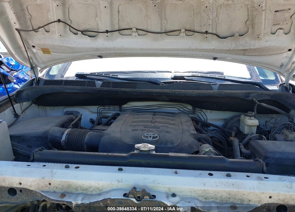 2011 TOYOTA TUNDRA GRADE 5.7L V8 VIN: 5TFRY5F15BX101767