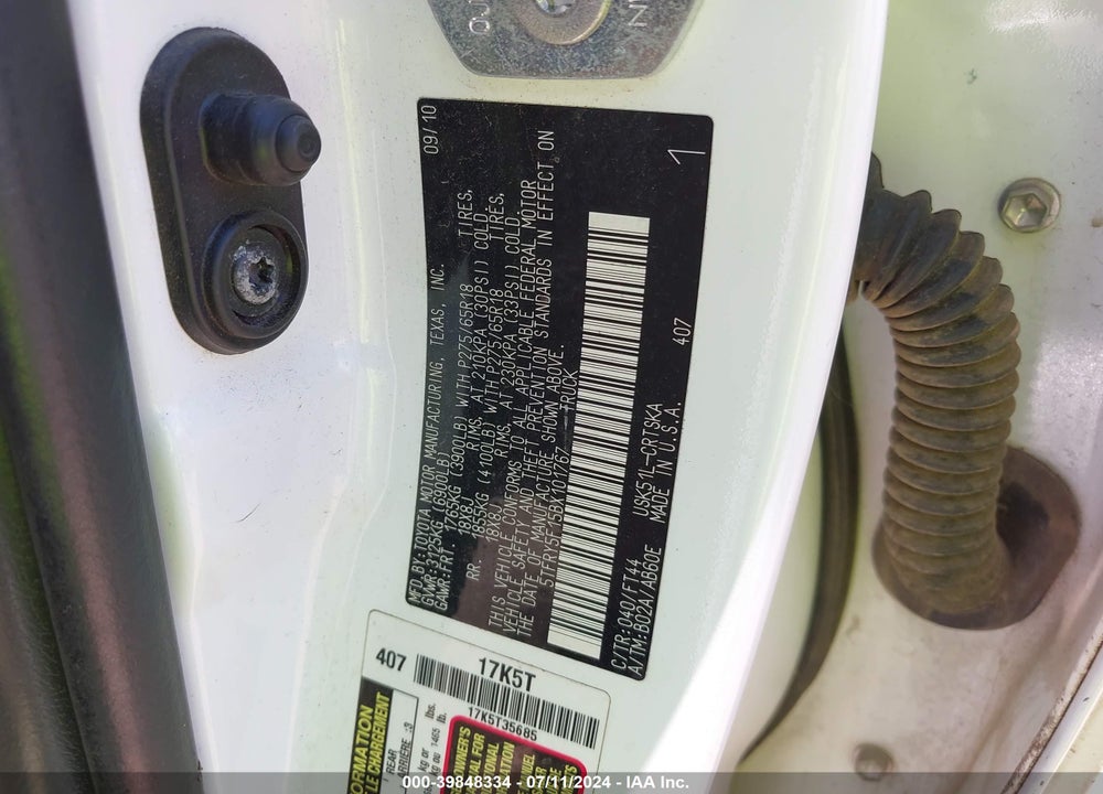 2011 TOYOTA TUNDRA GRADE 5.7L V8 VIN: 5TFRY5F15BX101767