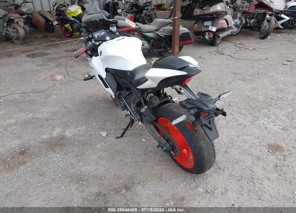 2023 YAMAHA YZFR7 VIN: JYARM38Y2PA002226
