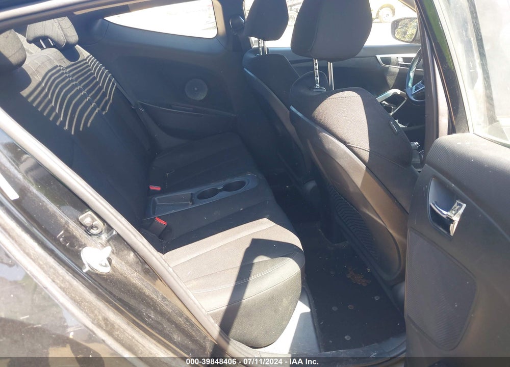 2017 HYUNDAI VELOSTER VIN: KMHTC6AD3HU320700