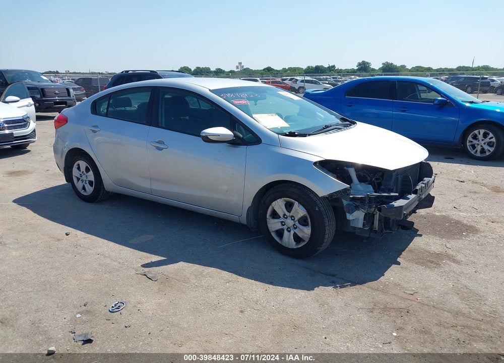 2015 KIA FORTE LX VIN: KNAFX4A60F5392387