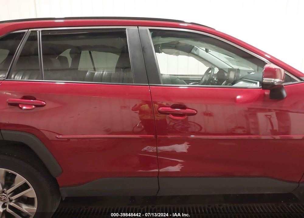 2022 TOYOTA RAV4 XLE PREMIUM VIN: 2T3A1RFV6NW308494