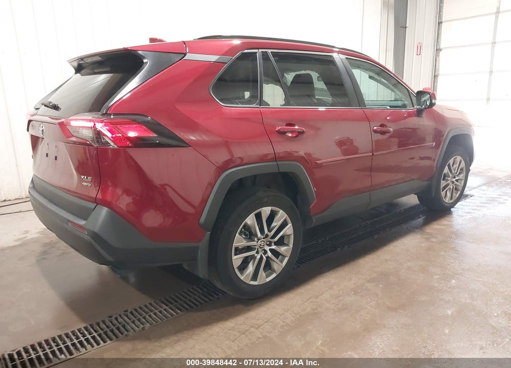 2022 TOYOTA RAV4 XLE PREMIUM VIN: 2T3A1RFV6NW308494