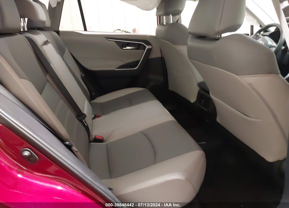 2022 TOYOTA RAV4 XLE PREMIUM VIN: 2T3A1RFV6NW308494
