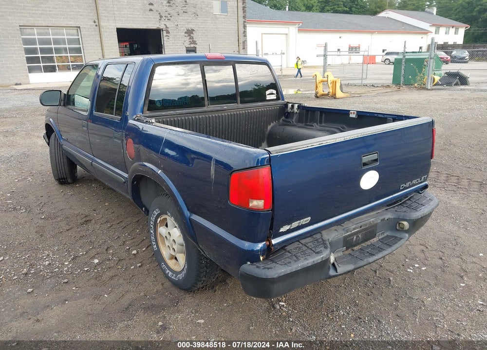 2001 CHEVROLET S-10 LS VIN: 1GCDT13W31K197721