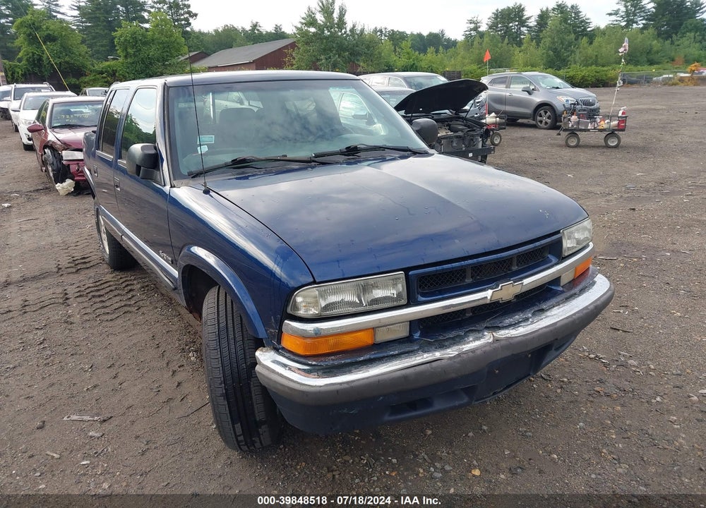 2001 CHEVROLET S-10 LS VIN: 1GCDT13W31K197721