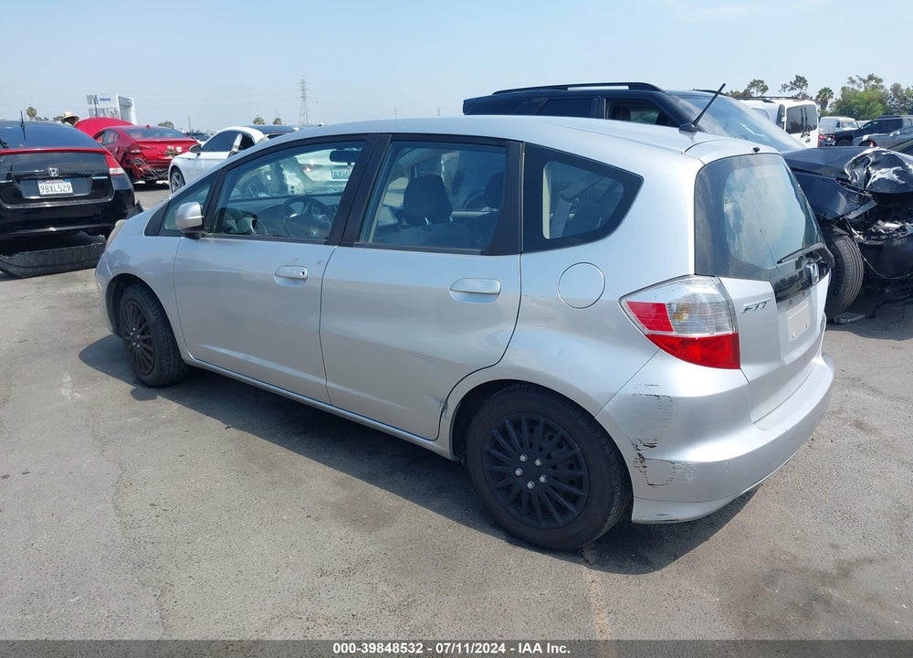 2012 HONDA FIT VIN: JHMGE8H30CS000164