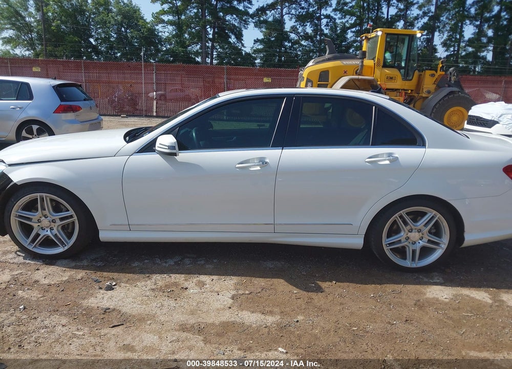 2013 MERCEDES-BENZ C 350 SPORT VIN: WDDGF5HB2DA800238