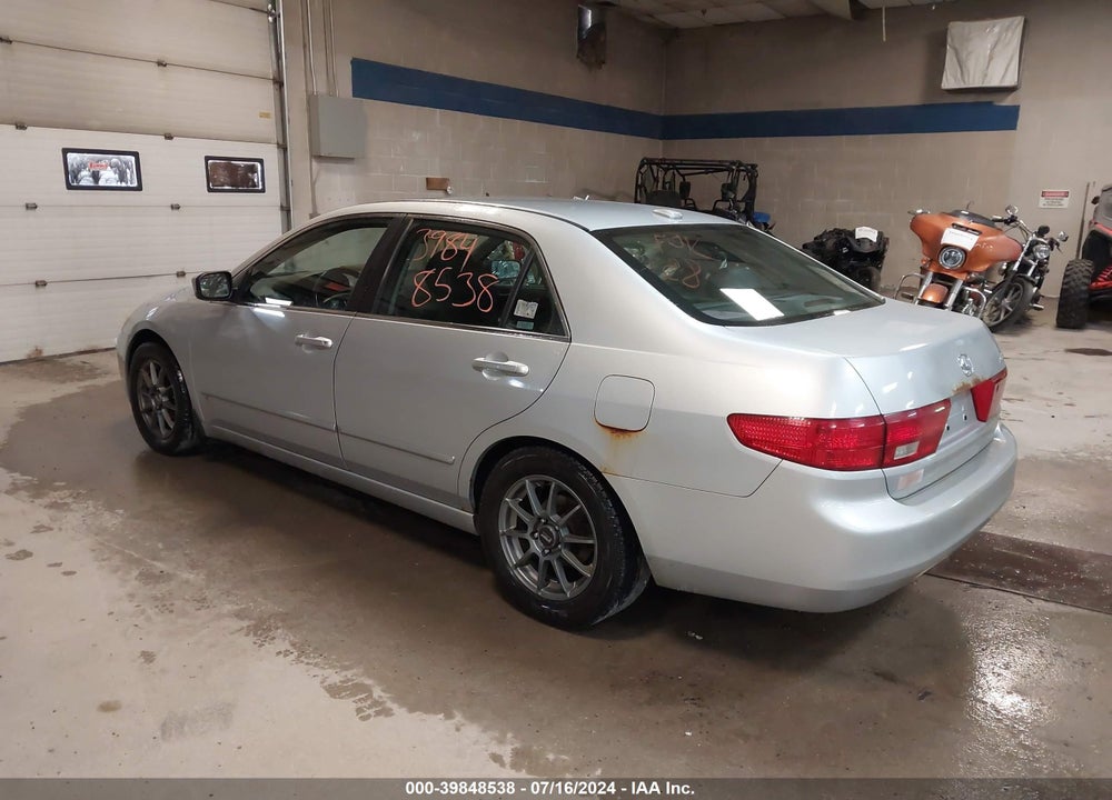 2005 HONDA ACCORD 3.0 EX VIN: 1HGCM66595A058893