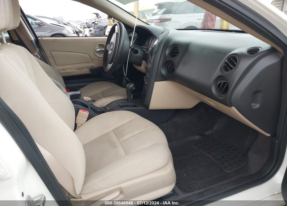 2006 PONTIAC GRAND PRIX VIN: 2G2WP552761306210