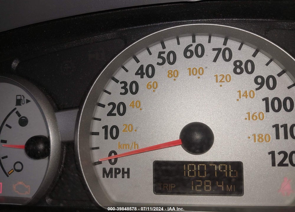 2004 SATURN ION 3 VIN: 1G8AL52F94Z125570