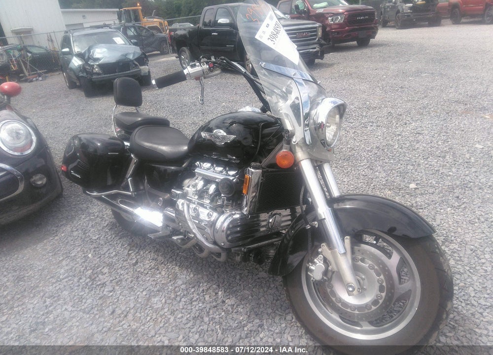 1997 HONDA GL1500 CT/2 VIN: 1HFSC3438VA001880