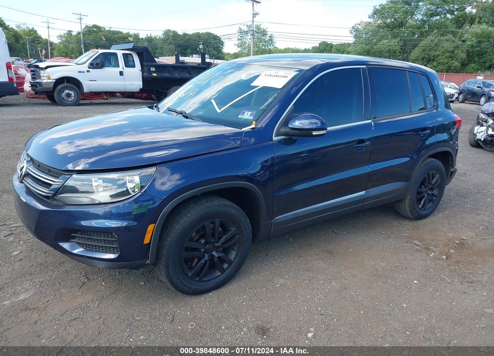 2012 VOLKSWAGEN TIGUAN VIN: WVGAV7AX0CW591552