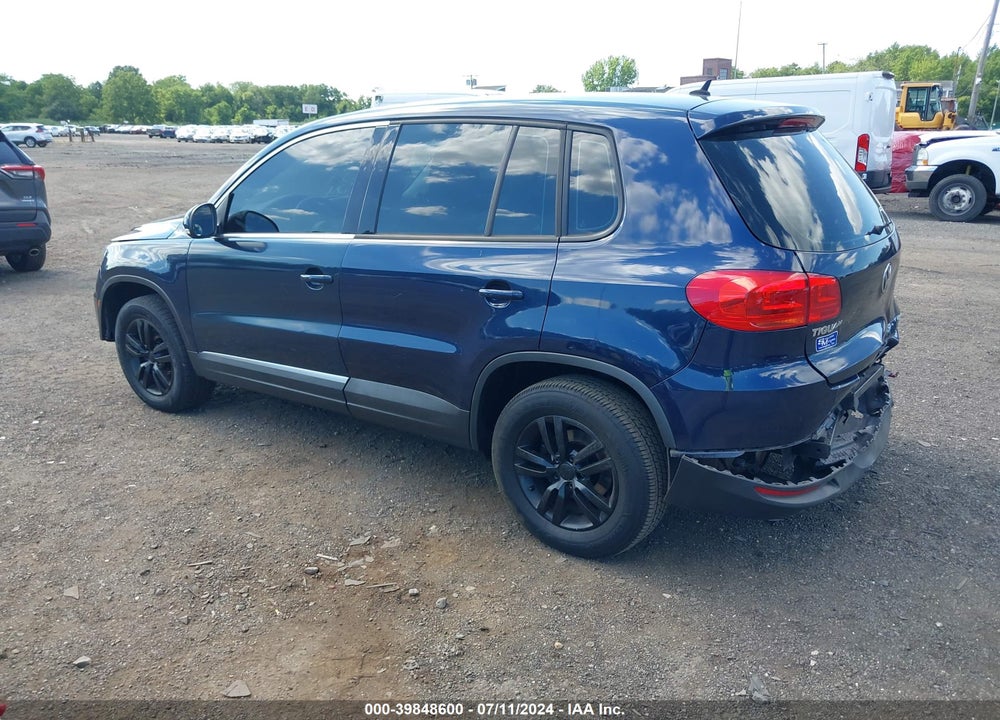2012 VOLKSWAGEN TIGUAN VIN: WVGAV7AX0CW591552