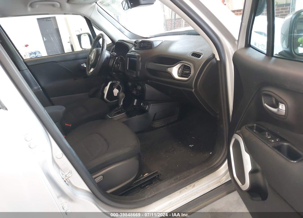 2019 JEEP RENEGADE LATITUDE FWD VIN: ZACNJABB0KPK84442
