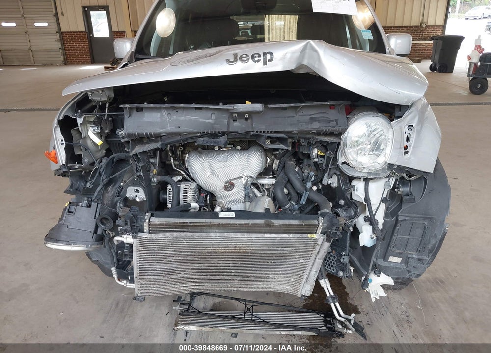 2019 JEEP RENEGADE LATITUDE FWD VIN: ZACNJABB0KPK84442