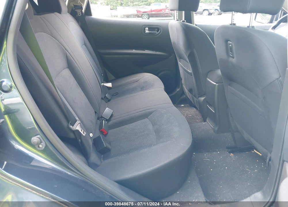 2015 NISSAN ROGUE SELECT S VIN: JN8AS5MV7FW250427