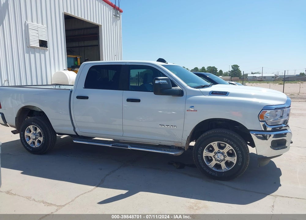2024 RAM 2500 BIG HORN VIN: 3C6UR5DLXRG303926