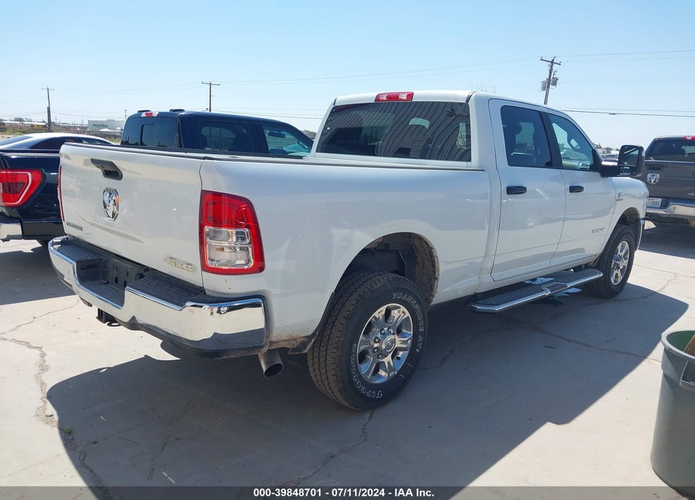 2024 RAM 2500 BIG HORN VIN: 3C6UR5DLXRG303926