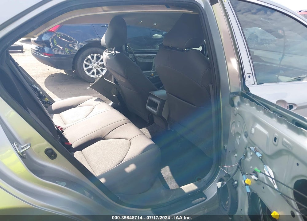 2021 TOYOTA CAMRY LE VIN: 4T1C11AK2MU478575