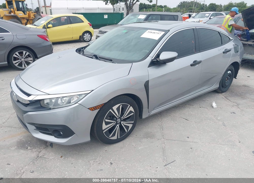 2018 HONDA CIVIC EX-T VIN: 19XFC1F37JE000790