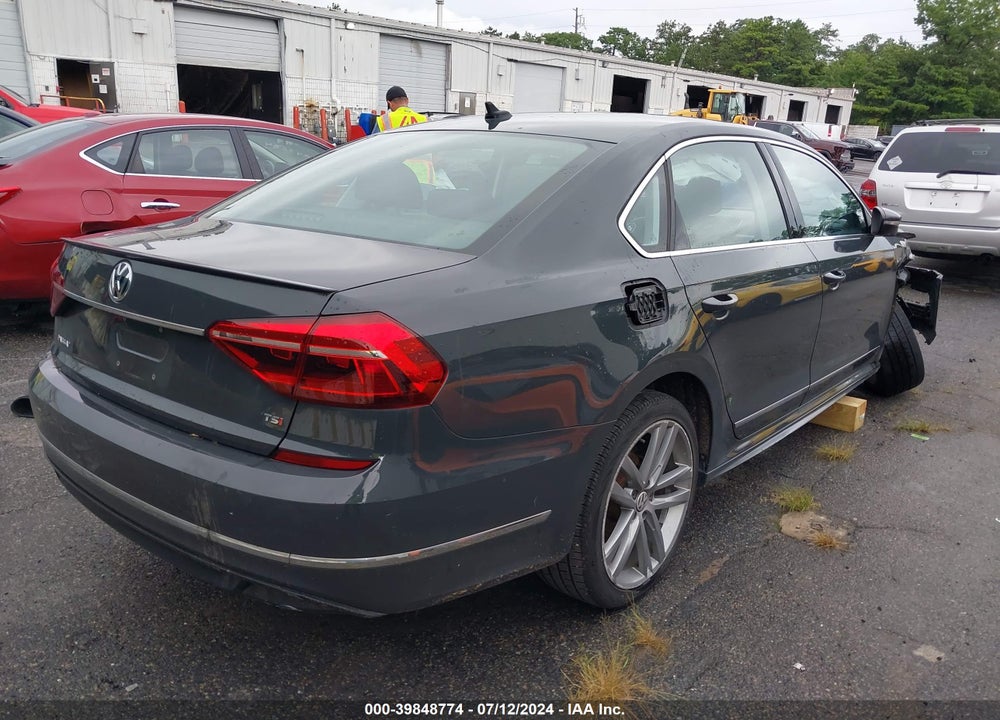 2017 VOLKSWAGEN PASSAT 1.8T R-LINE VIN: 1VWDT7A31HC028374