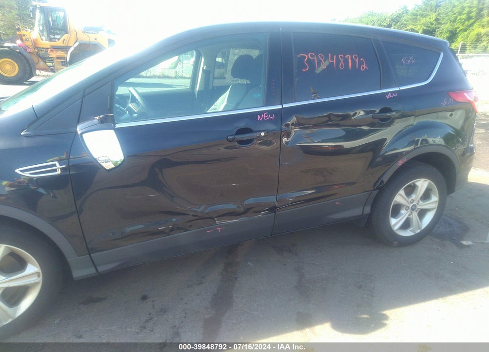 2015 FORD ESCAPE SE VIN: 1FMCU9G95FUC80943