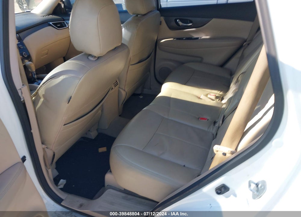 2015 NISSAN ROGUE S VIN: 5N1AT2MT9FC782443