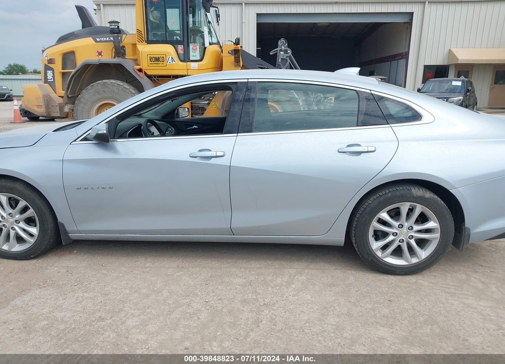 2018 CHEVROLET MALIBU VIN: 1G1ZD5ST8JF118353