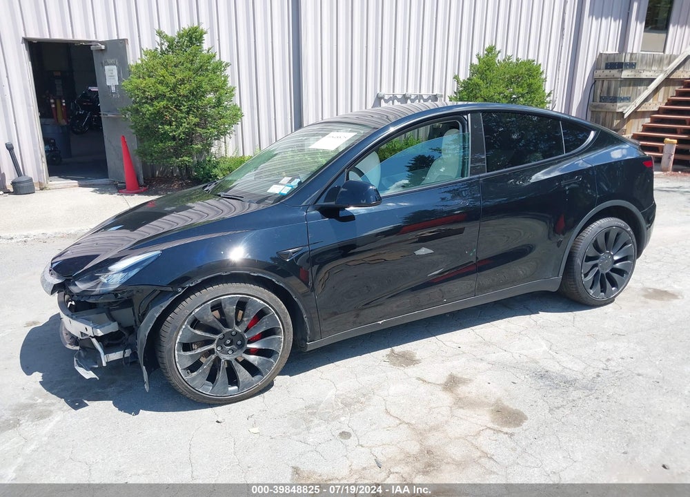 2020 TESLA MODEL Y LONG RANGE DUAL MOTOR ALL-WHEEL DRIVE/PERFORMANCE DUAL MOTOR ALL-WHEEL DRIVE VIN: 5YJYGDEF2LF028097