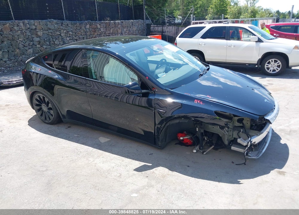 2020 TESLA MODEL Y LONG RANGE DUAL MOTOR ALL-WHEEL DRIVE/PERFORMANCE DUAL MOTOR ALL-WHEEL DRIVE VIN: 5YJYGDEF2LF028097