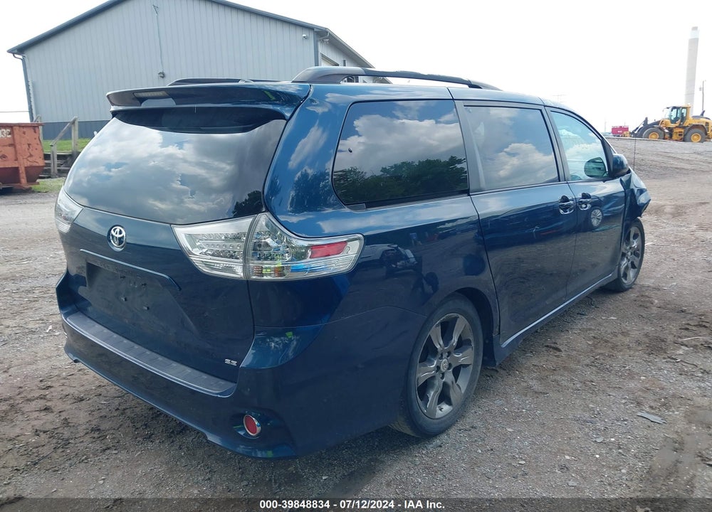 2011 TOYOTA SIENNA SE VIN: 5TDXK3DCXBS041086