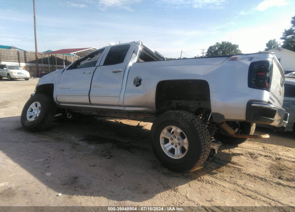 2015 CHEVROLET SILVERADO 1500 2LT VIN: 1GCVKREC6FZ431969