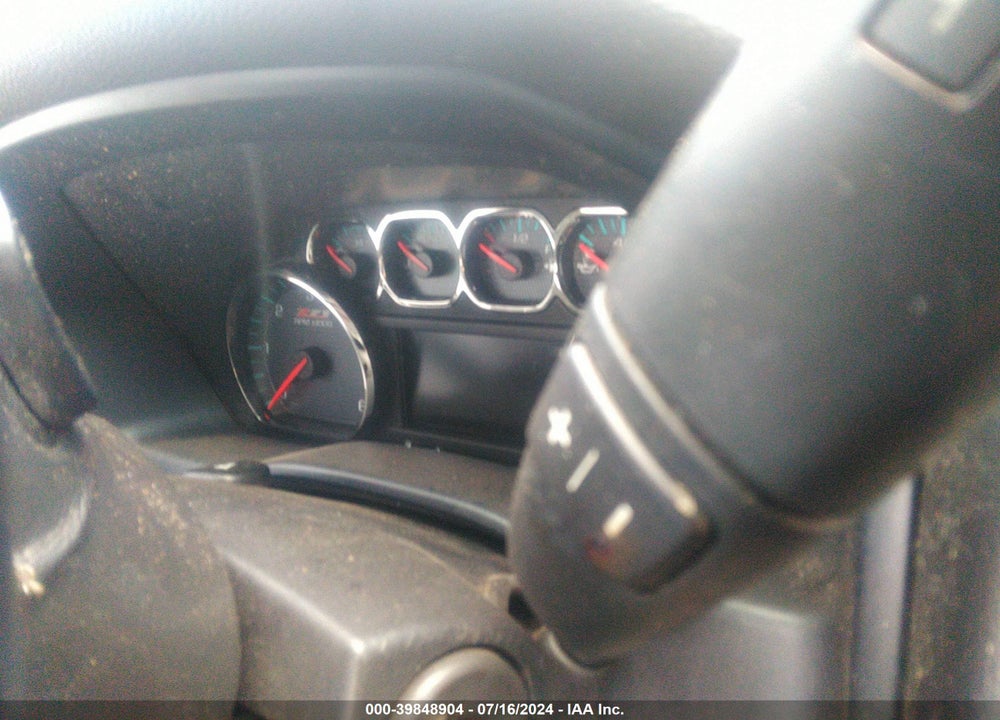 2015 CHEVROLET SILVERADO 1500 2LT VIN: 1GCVKREC6FZ431969
