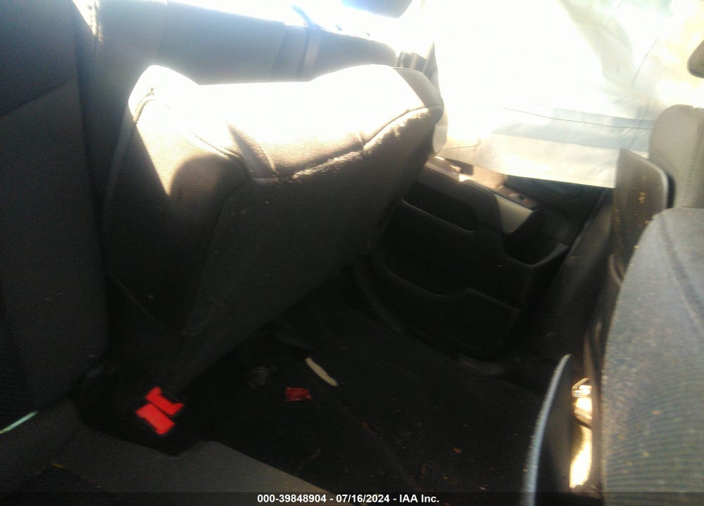 2015 CHEVROLET SILVERADO 1500 2LT VIN: 1GCVKREC6FZ431969