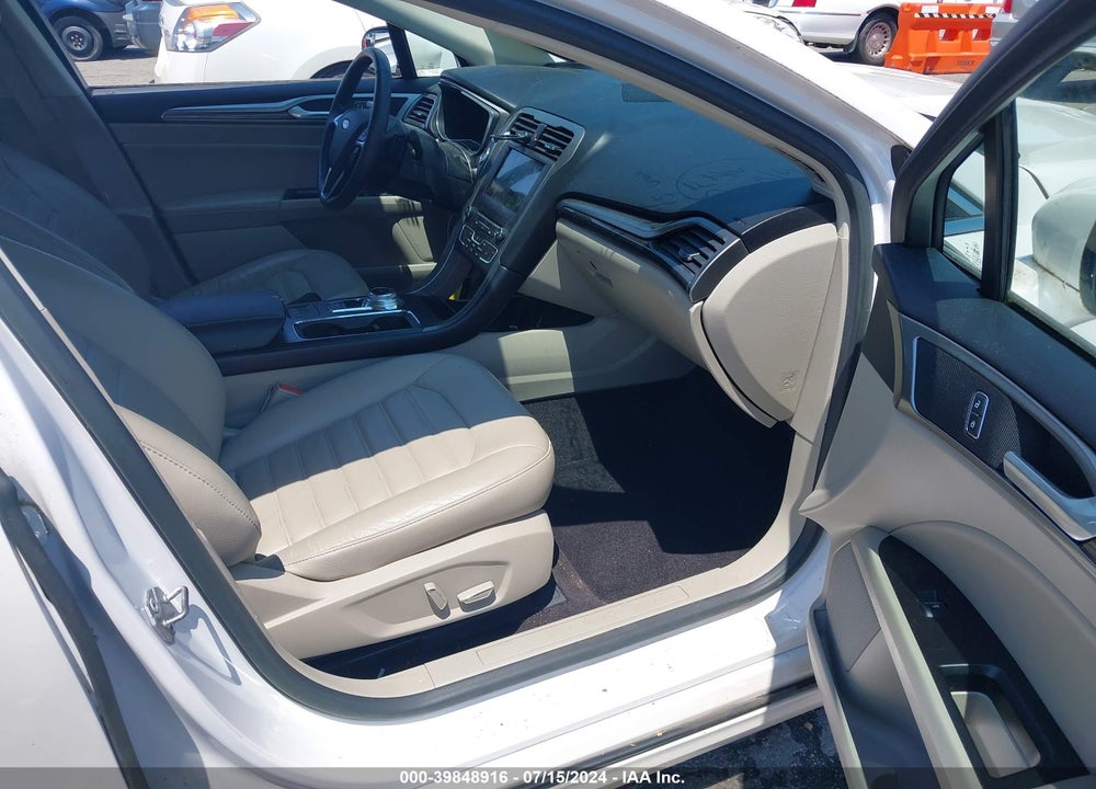 2017 FORD FUSION SE VIN: 3FA6P0HD6HR186383