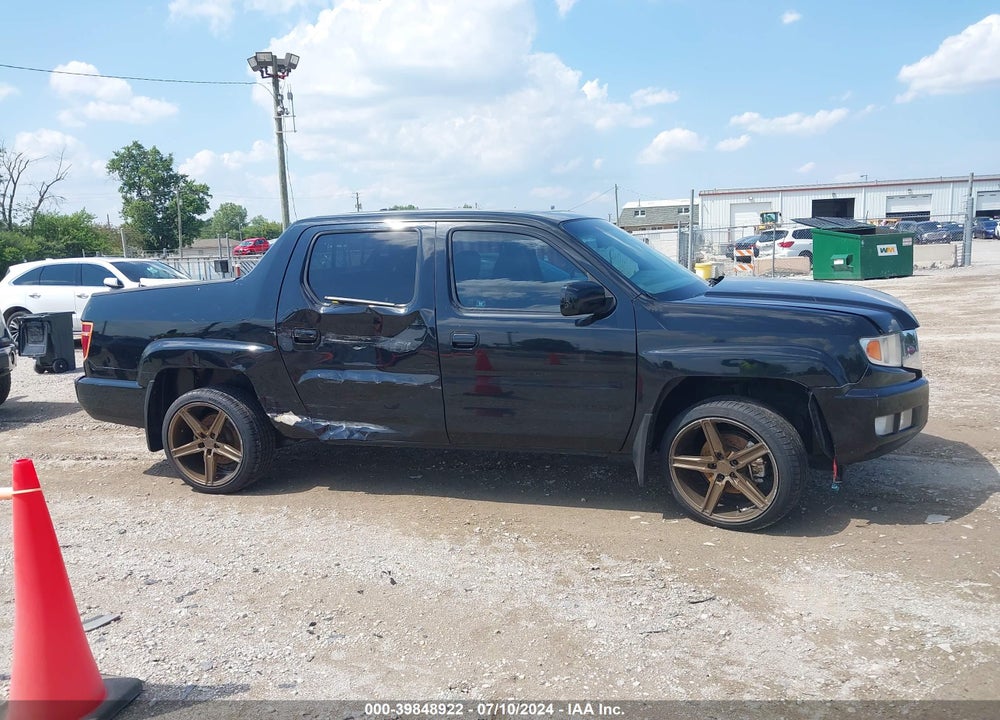 2012 HONDA RIDGELINE RTL VIN: 5FPYK1F50CB002883