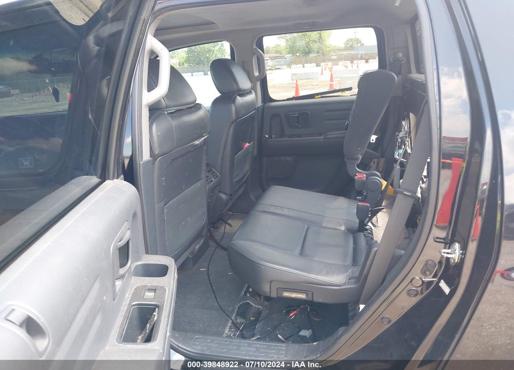 2012 HONDA RIDGELINE RTL VIN: 5FPYK1F50CB002883