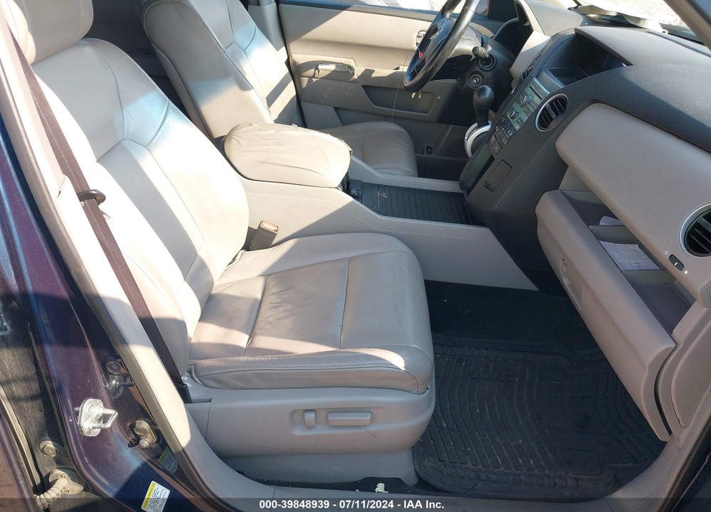 2009 HONDA PILOT EX-L VIN: 5FNYF48569B045029