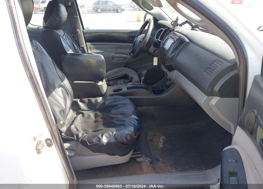 2015 TOYOTA TACOMA VIN: 5TFTX4CN3FX059986
