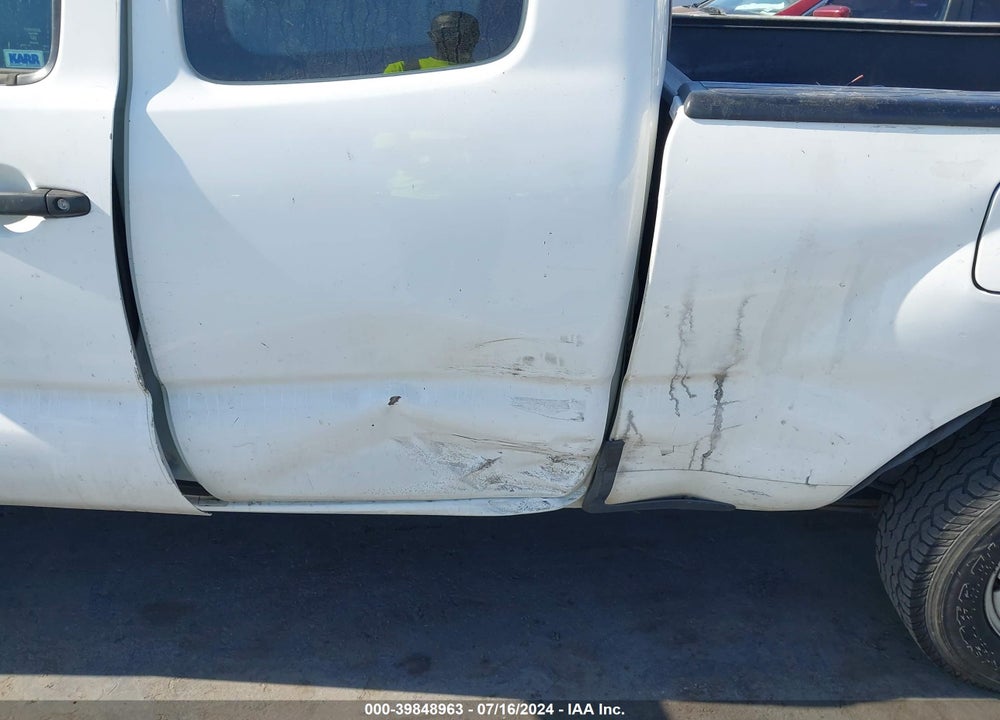 2015 TOYOTA TACOMA VIN: 5TFTX4CN3FX059986
