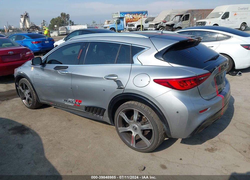 2017 INFINITI QX30 PREMIUM VIN: SJKCH5CP6HA031915