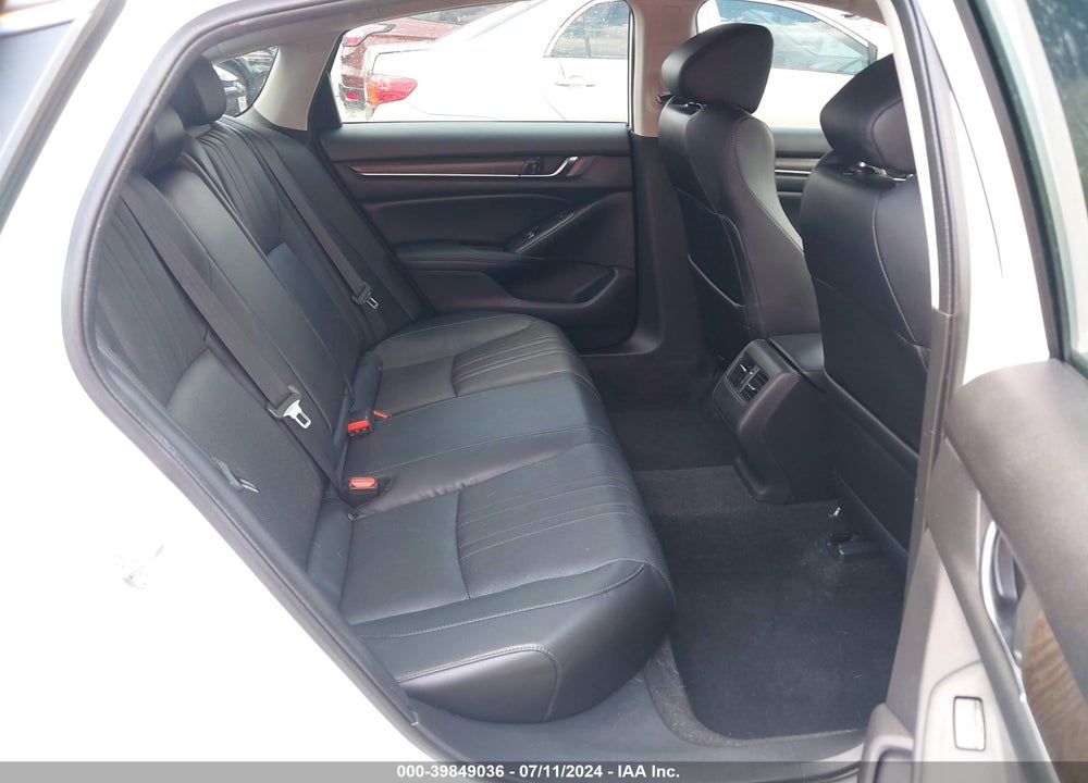 2018 HONDA ACCORD TOURING VIN: 1HGCV1F91JA157222