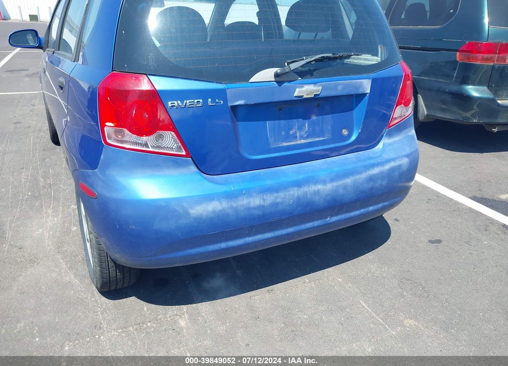 2005 CHEVROLET AVEO LS VIN: KL1TD62695B281014
