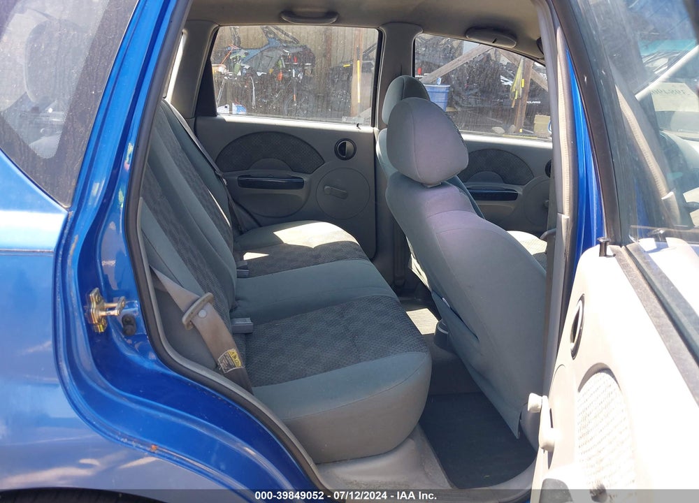 2005 CHEVROLET AVEO LS VIN: KL1TD62695B281014