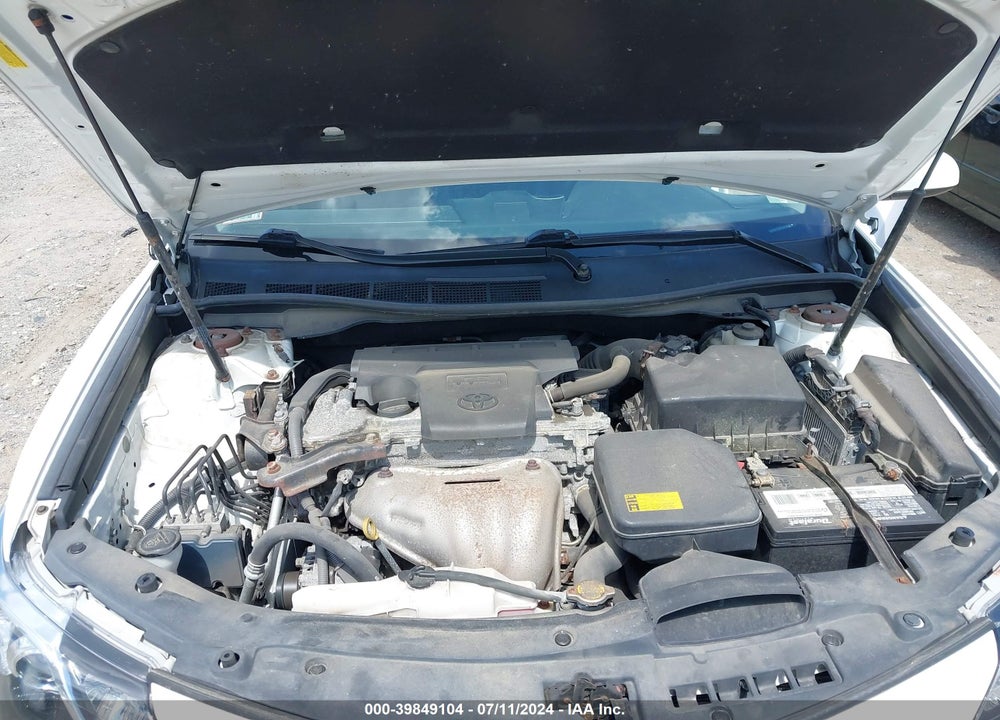 2014 TOYOTA CAMRY SE VIN: 4T1BF1FK8EU830095