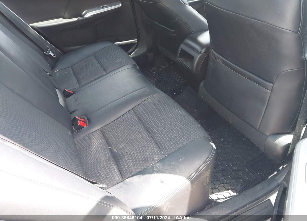 2014 TOYOTA CAMRY SE VIN: 4T1BF1FK8EU830095