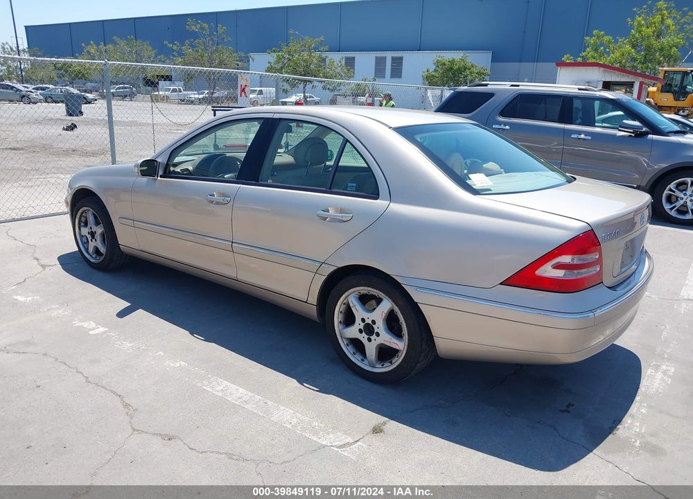 2003 MERCEDES-BENZ C 240 VIN: WDBRF61J33F345863